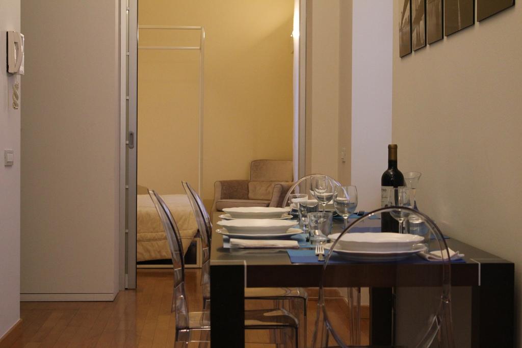 Via Rusconi 10 - Bymyhomeinكومو المظهر الخارجي الصورة